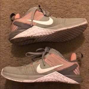 NIKE METCON DSX FLYKNIT 2 - WOMEN'S size 7